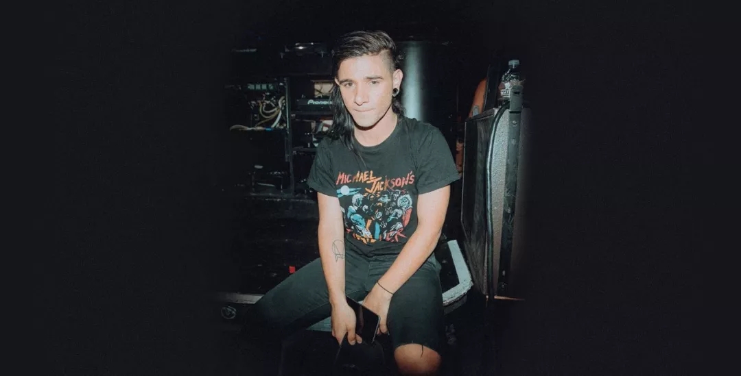 管理层释放 管理层释放