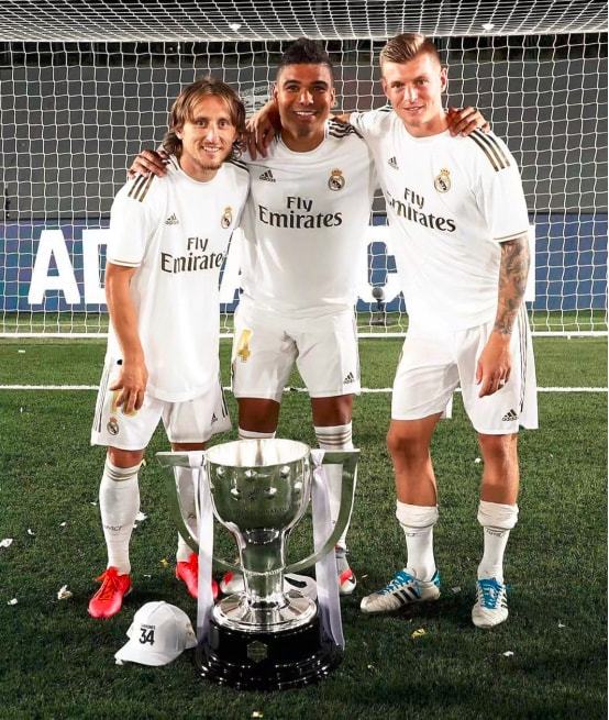 时间段齐峰 时间段齐峰